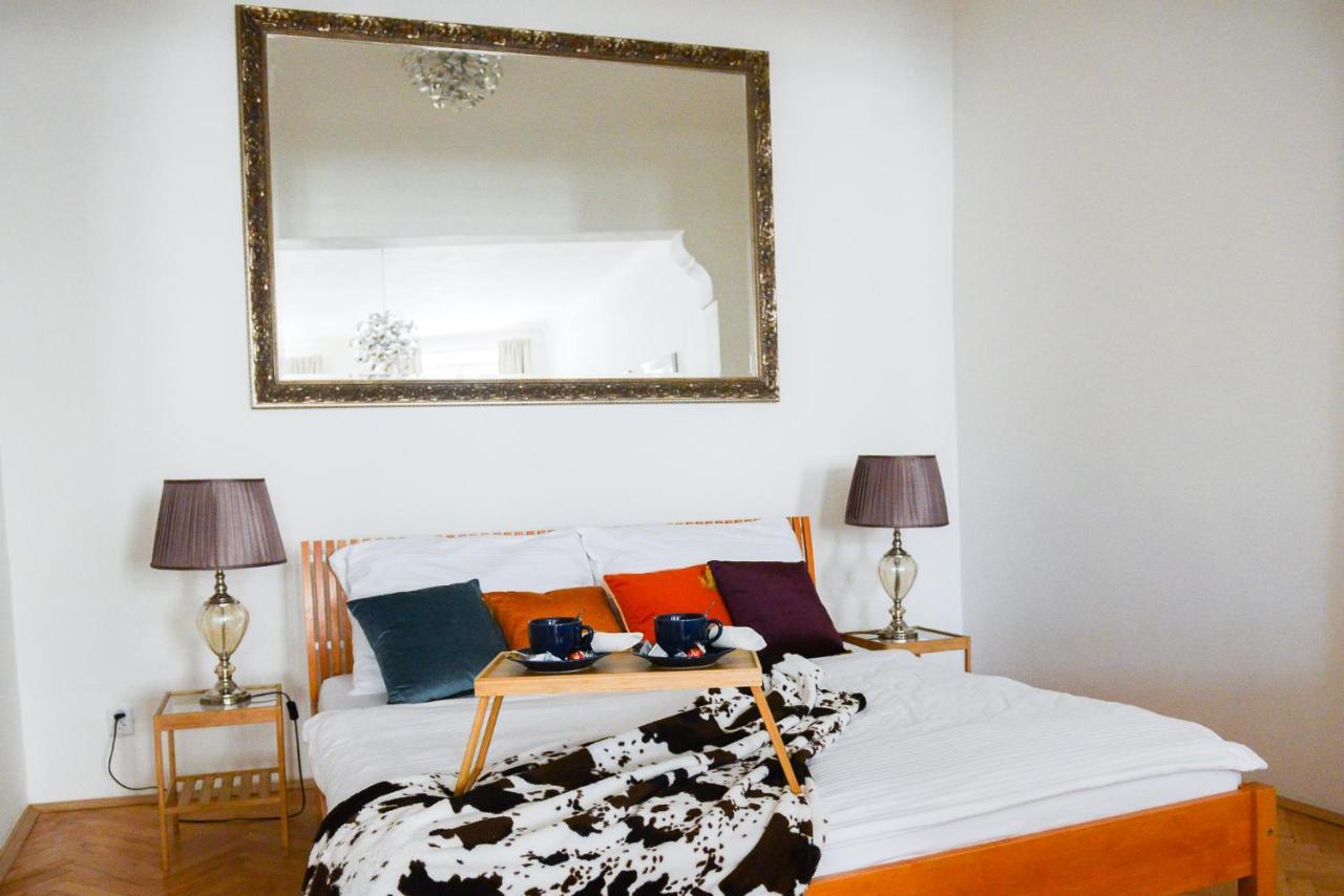 Fano Apartments Old Town Прага Экстерьер фото