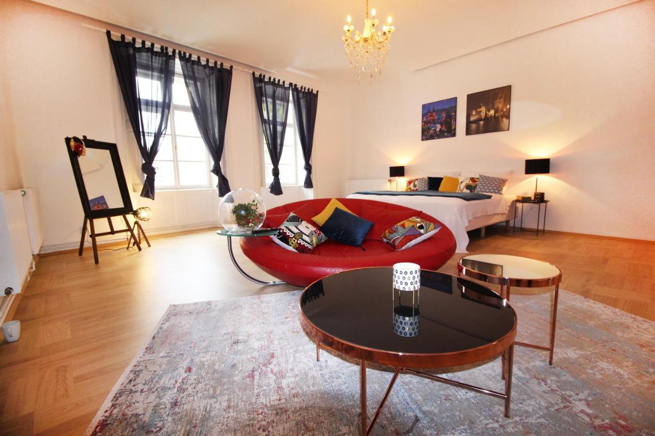 Fano Apartments Old Town Прага Экстерьер фото